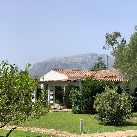 Relais Benemari Villa Siniscola Ngoại thất bức ảnh